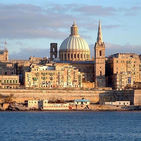 La Rive Apartment سليمة المظهر الخارجي الصورة